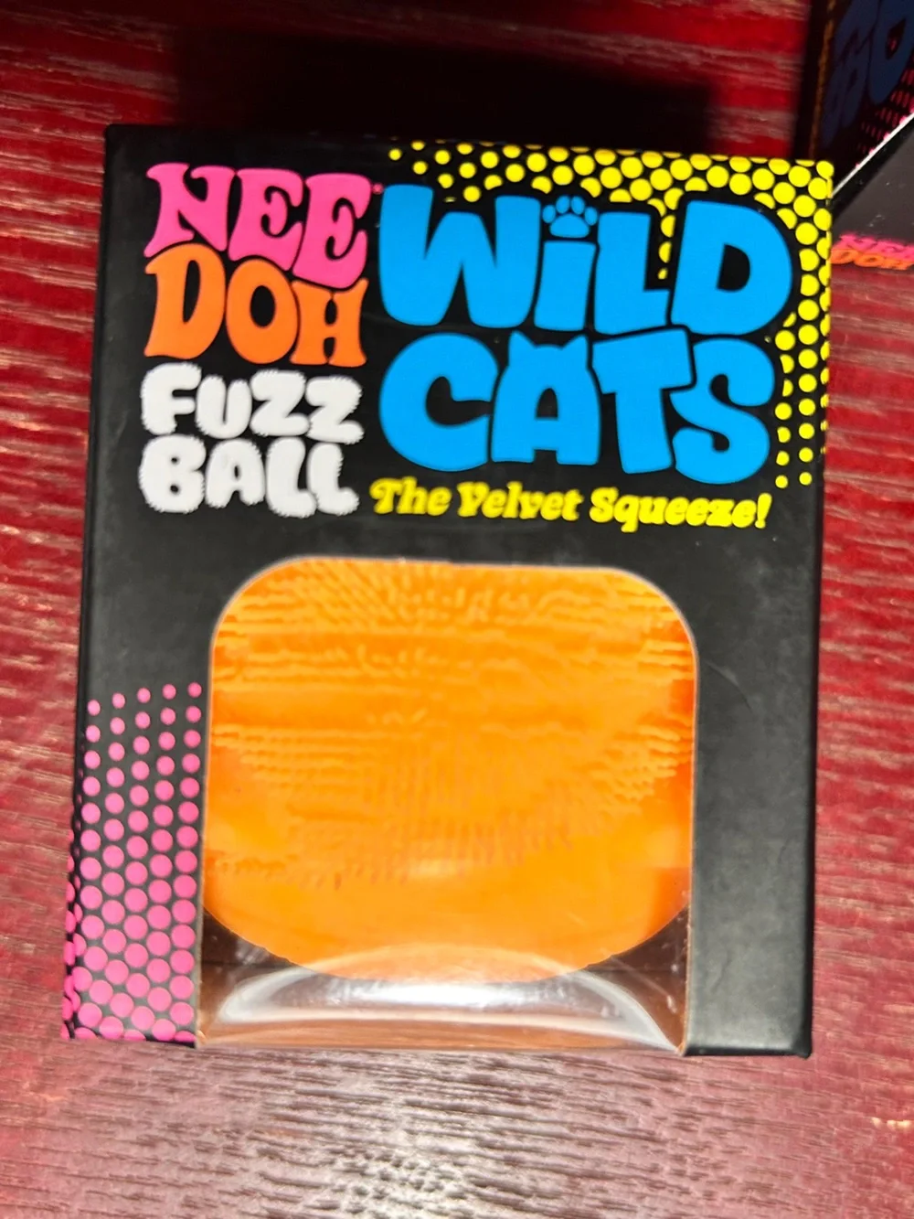 FULL SET OF ULTRA-RARE Neon Wild Cats Set! 6 Wild Cats Authentic, Mint & Fresh